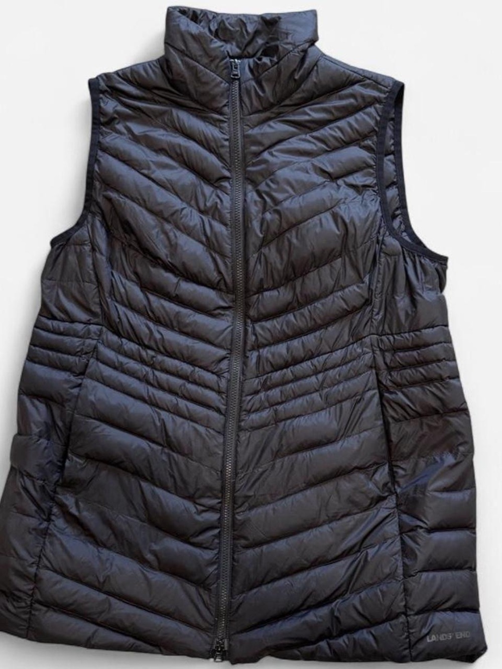 Lands’ End Women’s Petite Ultralight Packable Down Vest L 14–16 Black